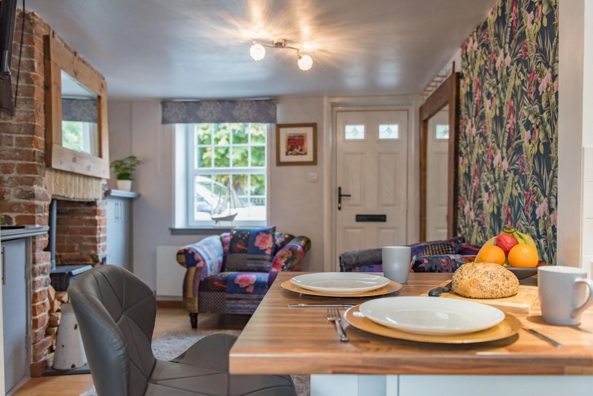 Cow And Cockle - Quirky Cottage In The Centre Of دييْل المظهر الخارجي الصورة